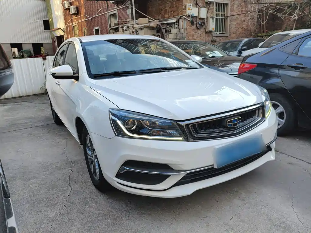 Geely Emgrand — миниатюра 4