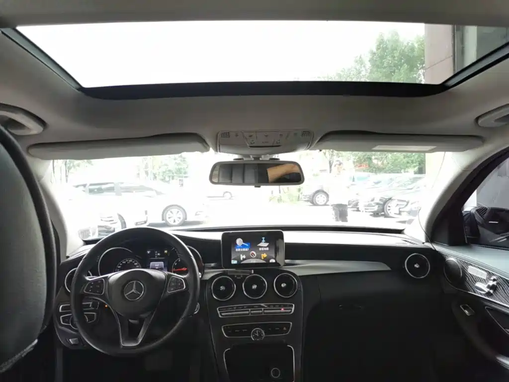 Mercedes-Benz C-Class — миниатюра 18
