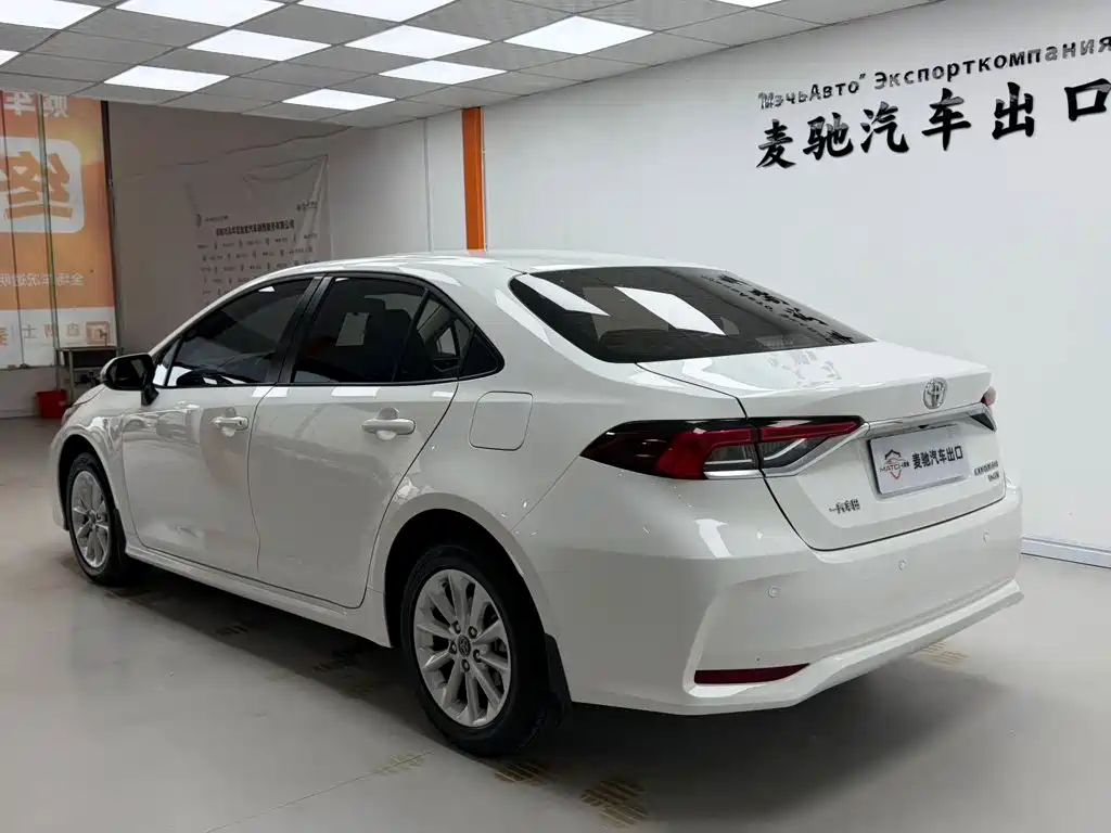 Toyota Corolla — миниатюра 4