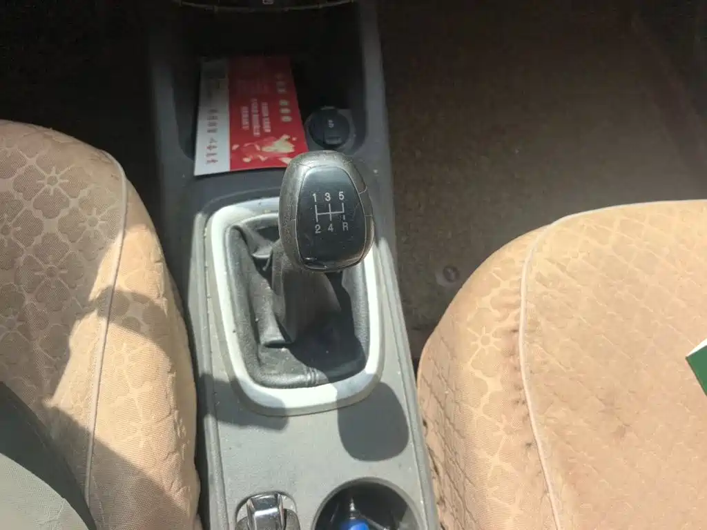 Chevrolet Sail — миниатюра 16