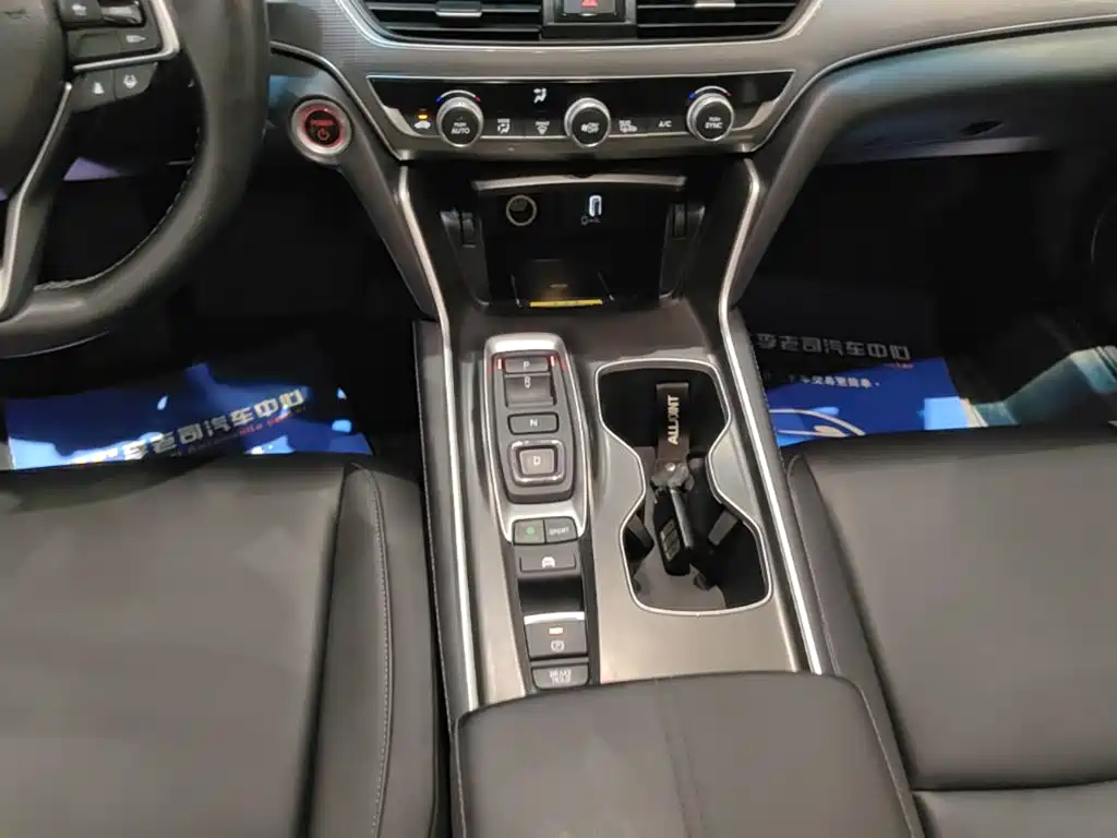 Honda Accord — миниатюра 14