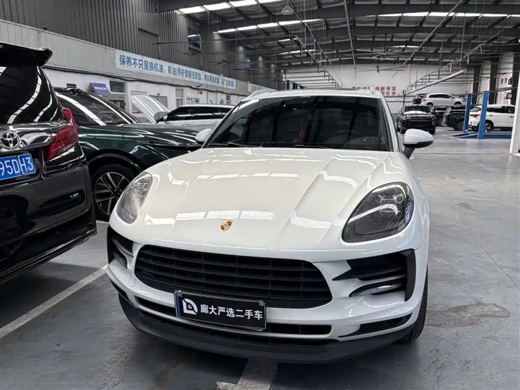 Porsche Macan — миниатюра 2