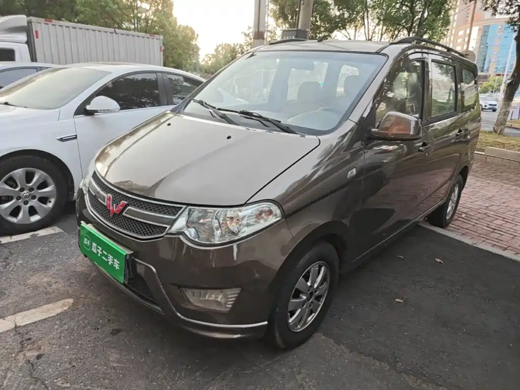 Wuling Hongguang — миниатюра 2