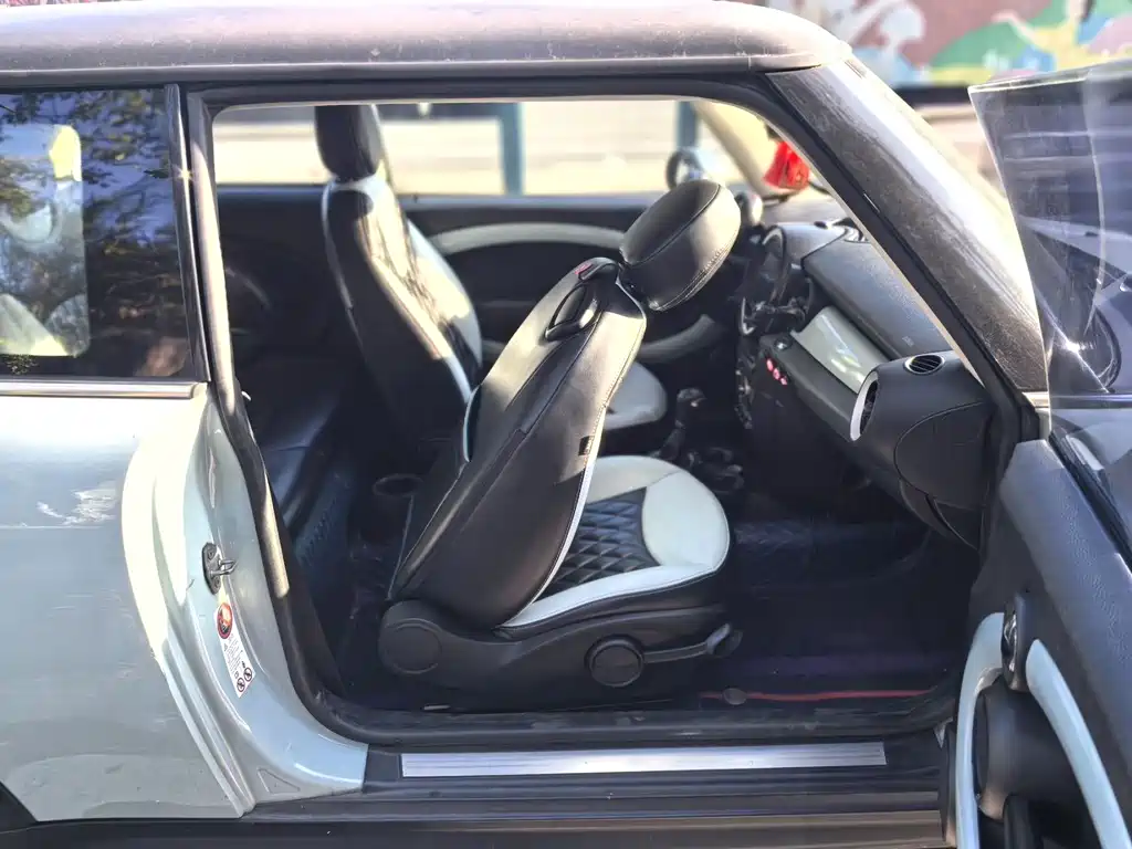 MINI Mini Clubman — миниатюра 13