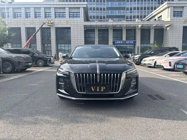 2023 Hongqi H5