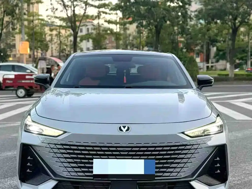 Changan UNI-V — миниатюра 2
