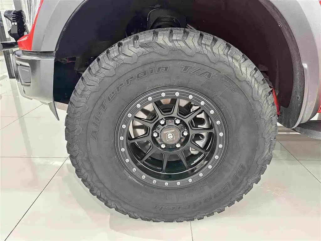 Ford F-150 Raptor — миниатюра 4