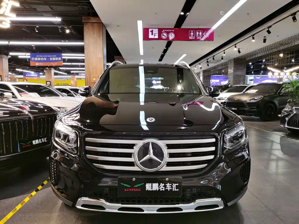 Mercedes-Benz GLB — миниатюра 2