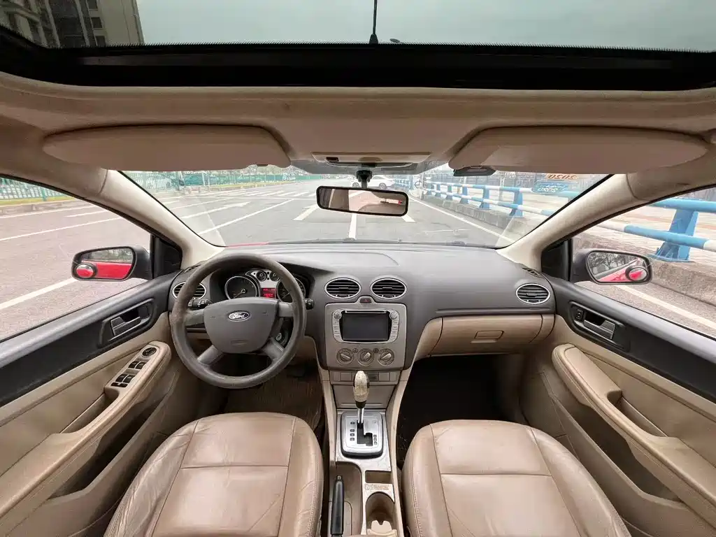 Ford Focus — миниатюра 6
