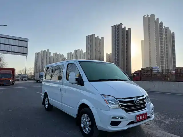 saic-maxus xintu-v80