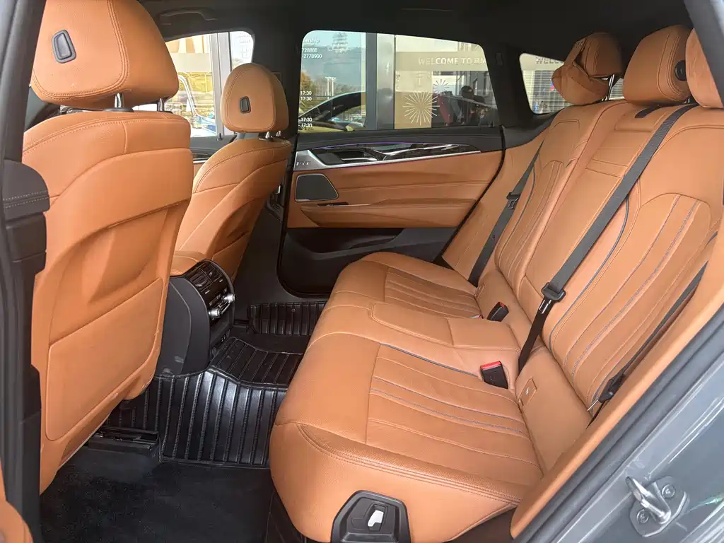 BMW 6 SERIES GT