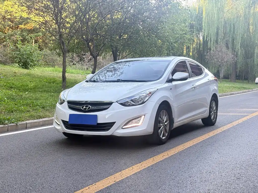 Hyundai Elantra Langdong