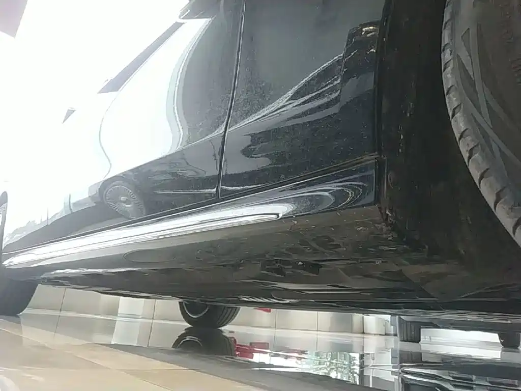 Mercedes-Benz E-Class — миниатюра 21