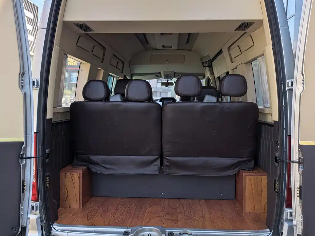MAXUS V80 — миниатюра 19