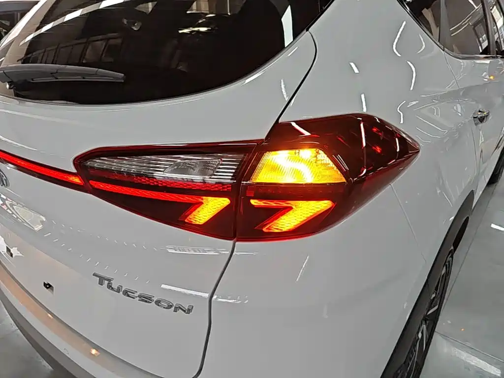 Hyundai Tucson — миниатюра 8