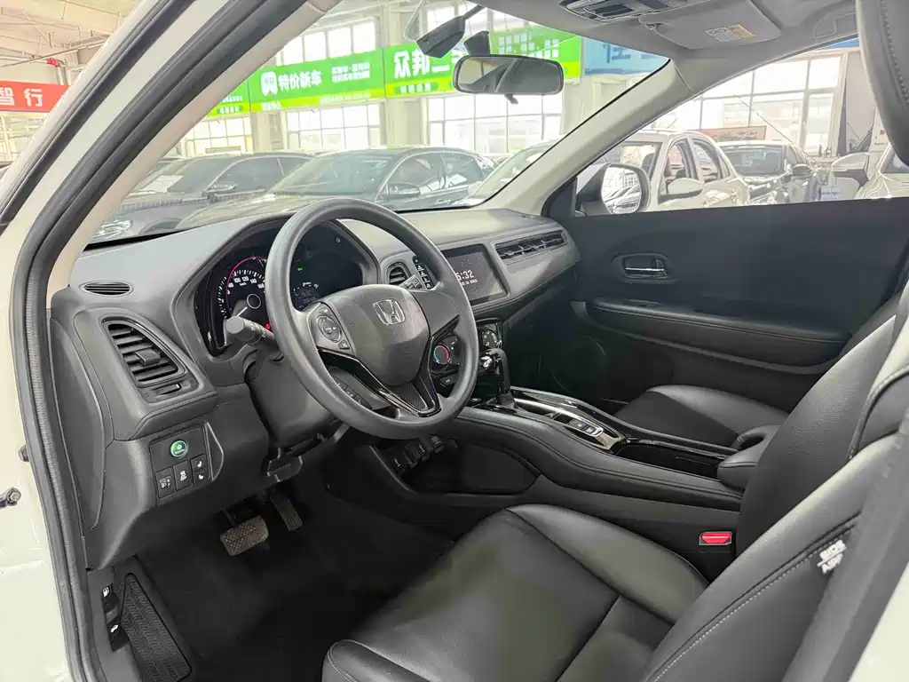 Honda Vezel 2022 1.5L CVT Elite Smart