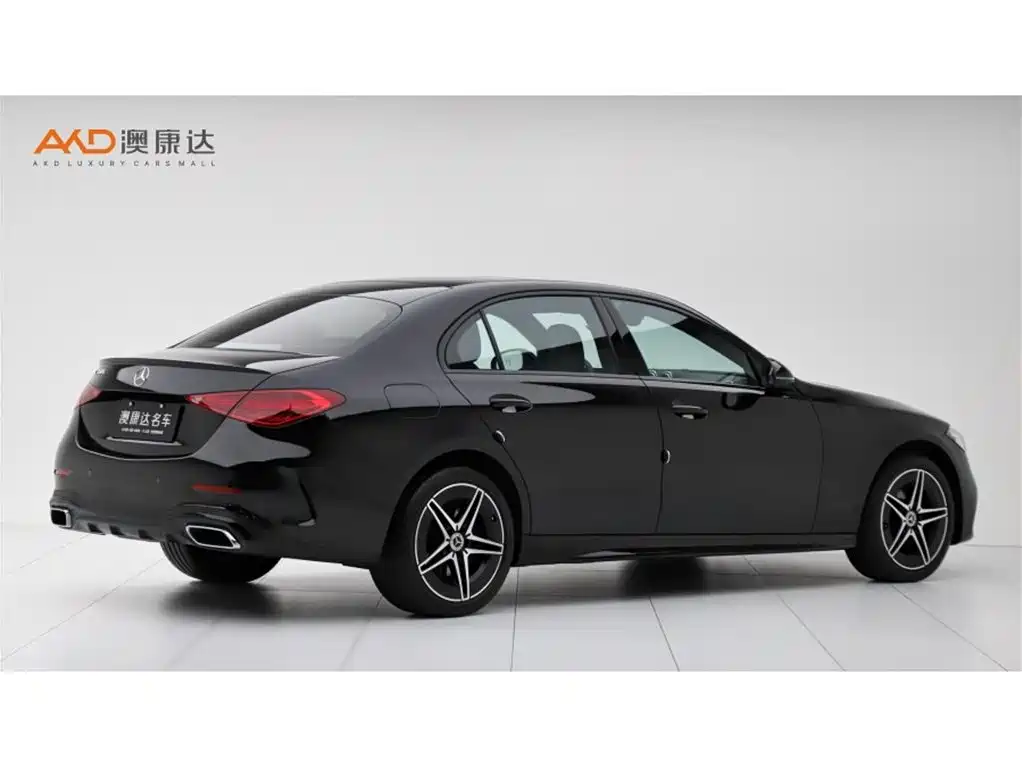 Mercedes-Benz C-Class — миниатюра 3