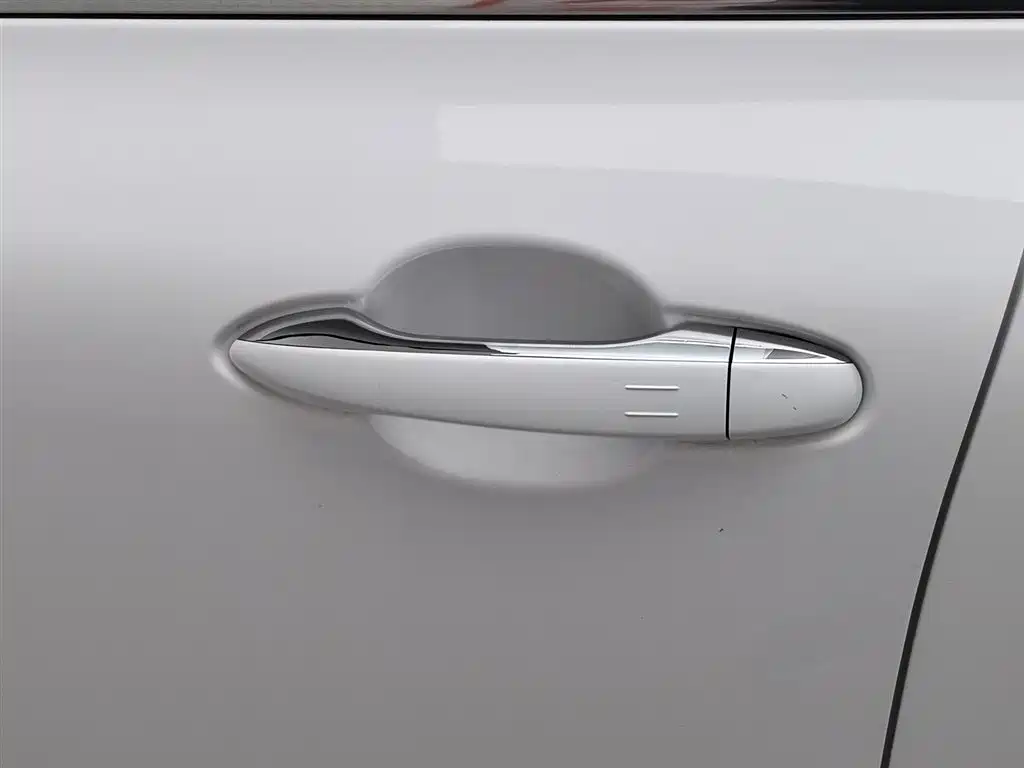 GEELY AUTOMOBILE EMGRAND GS