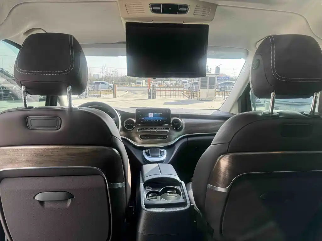 MERCEDES-BENZ V CLASS