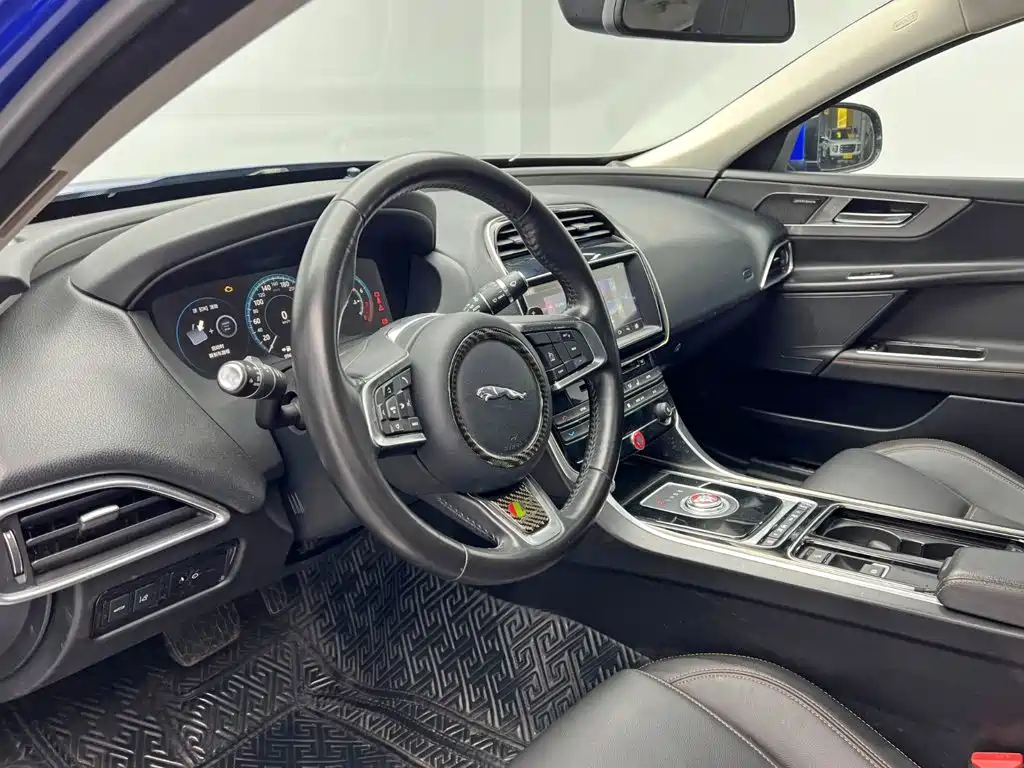 Jaguar XEL — миниатюра 12