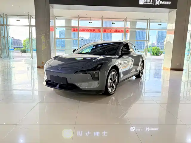 2025 Xpeng Mona M03