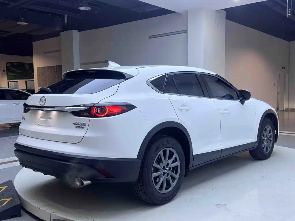 MAZDA CX 4