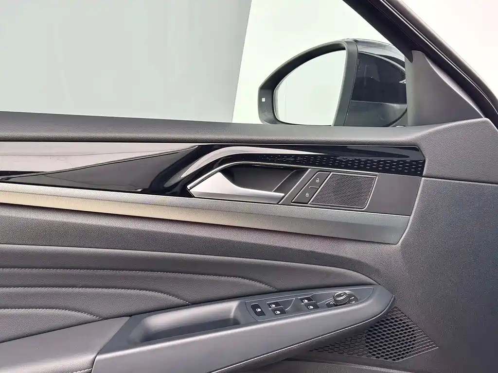 Volkswagen Passat — миниатюра 13
