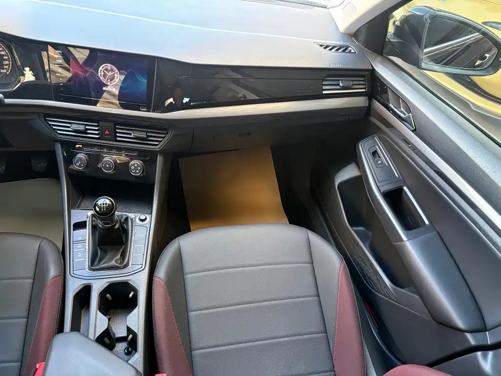 Volkswagen Bora — миниатюра 13