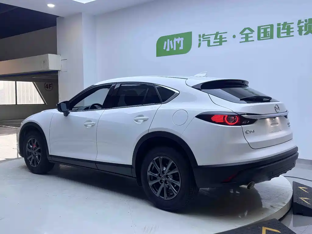 MAZDA CX 4