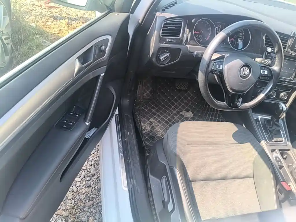 Volkswagen Golf — миниатюра 16