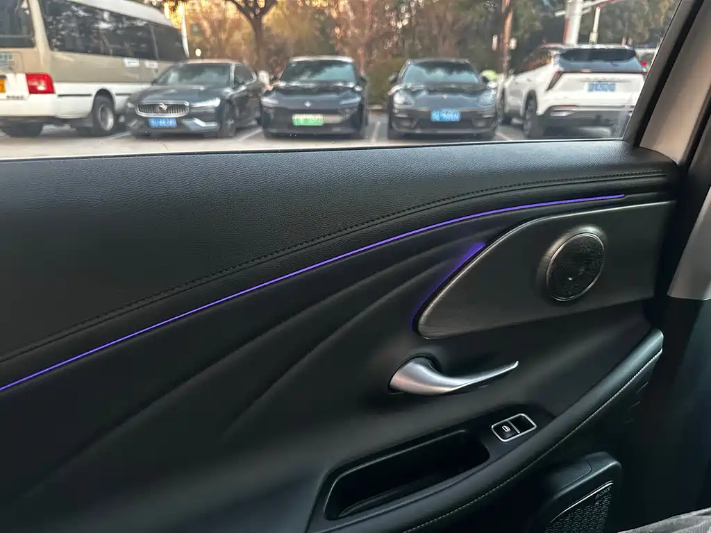 Chery Arrizo 8 — миниатюра 10