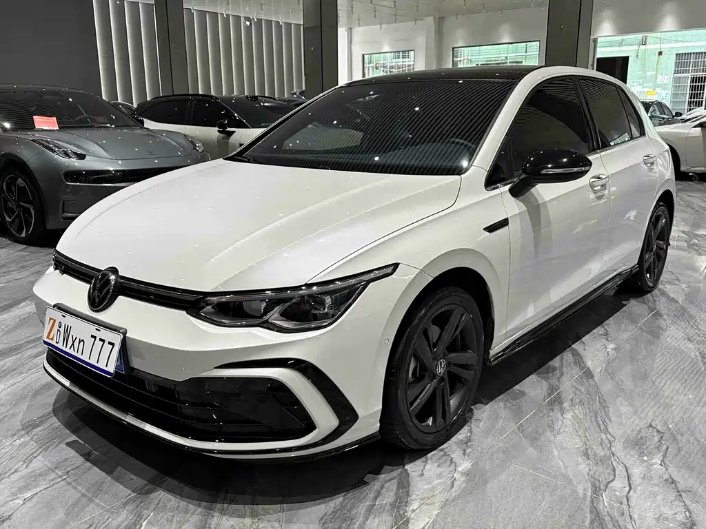Volkswagen Golf 2022