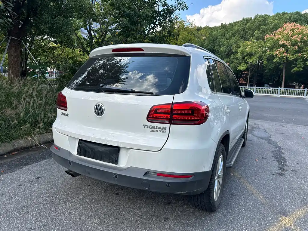 Volkswagen Tiguan — миниатюра 5