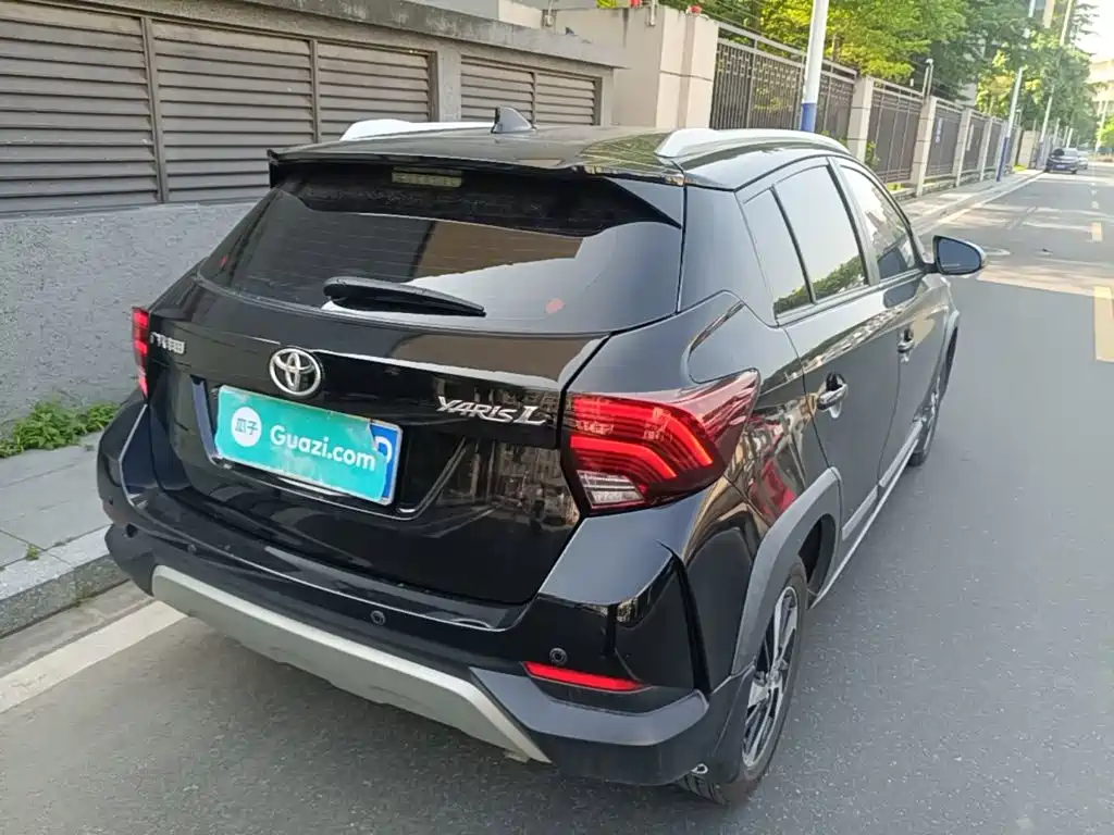 Toyota Yaris L — миниатюра 7