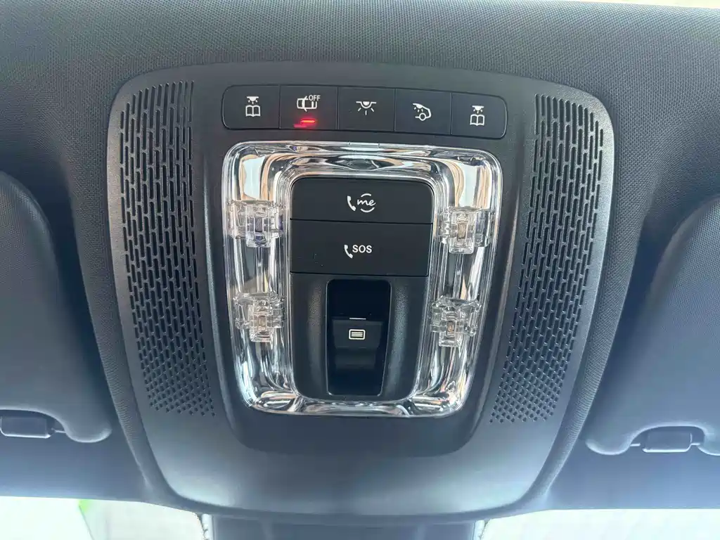 Mercedes-Benz GLA — миниатюра 16