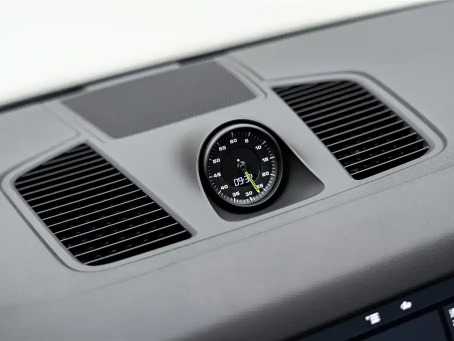 PORSCHE CAYENNE NEW ENERGY