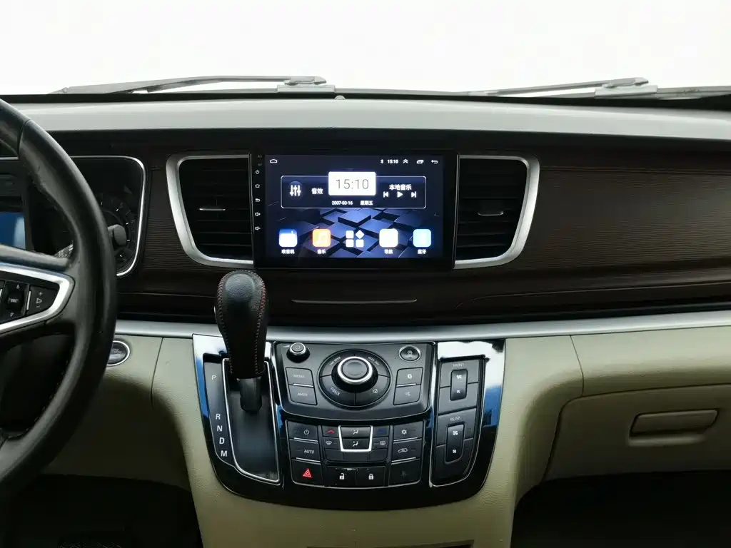 Buick GL8 — миниатюра 12