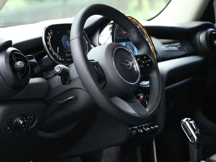 MINI Mini — миниатюра 12