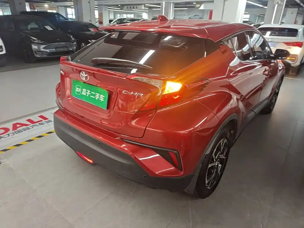 Toyota C-HR — миниатюра 7