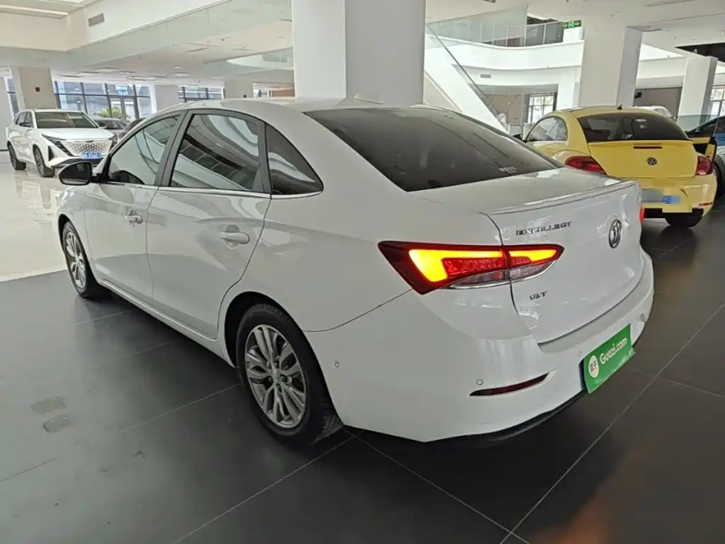 Buick Excelle — миниатюра 5