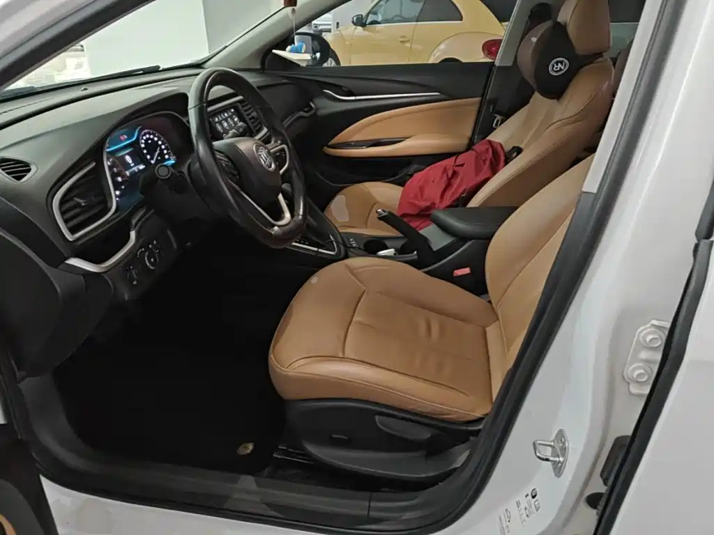 Buick Excelle — миниатюра 15