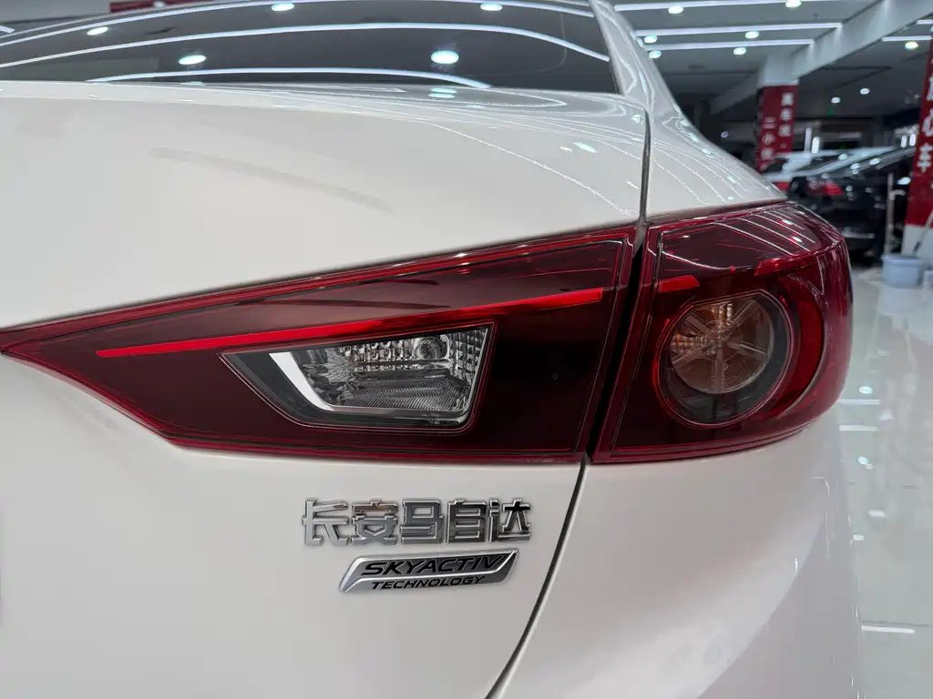 Mazda 3 Axela — миниатюра 13