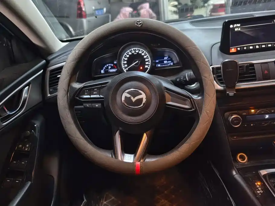 Mazda 3 Axela — миниатюра 15