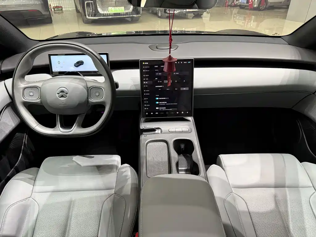 NIO ET5T — миниатюра 7