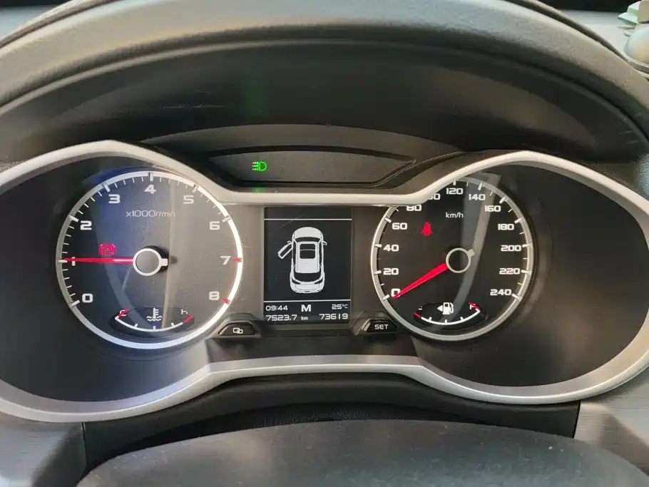 Geely Boyue — миниатюра 14