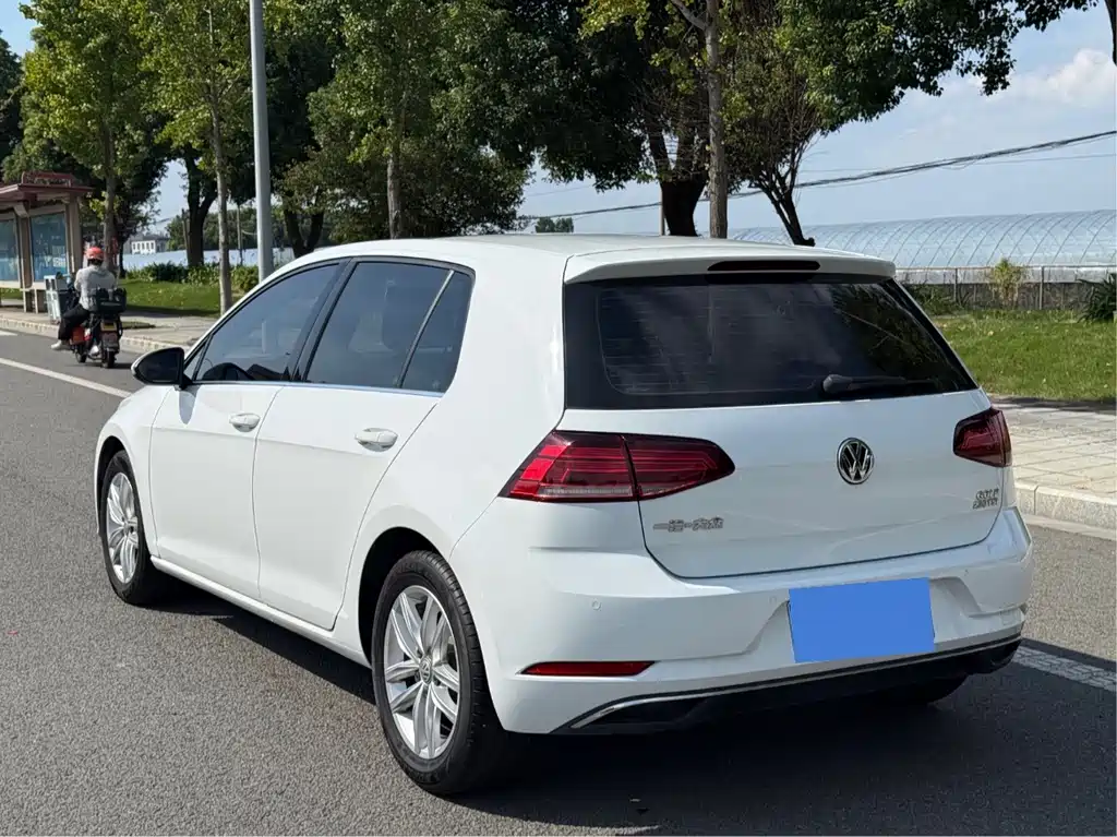 Volkswagen Golf — миниатюра 9