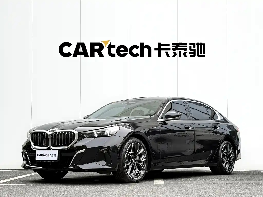 BMW 5 Series 2025