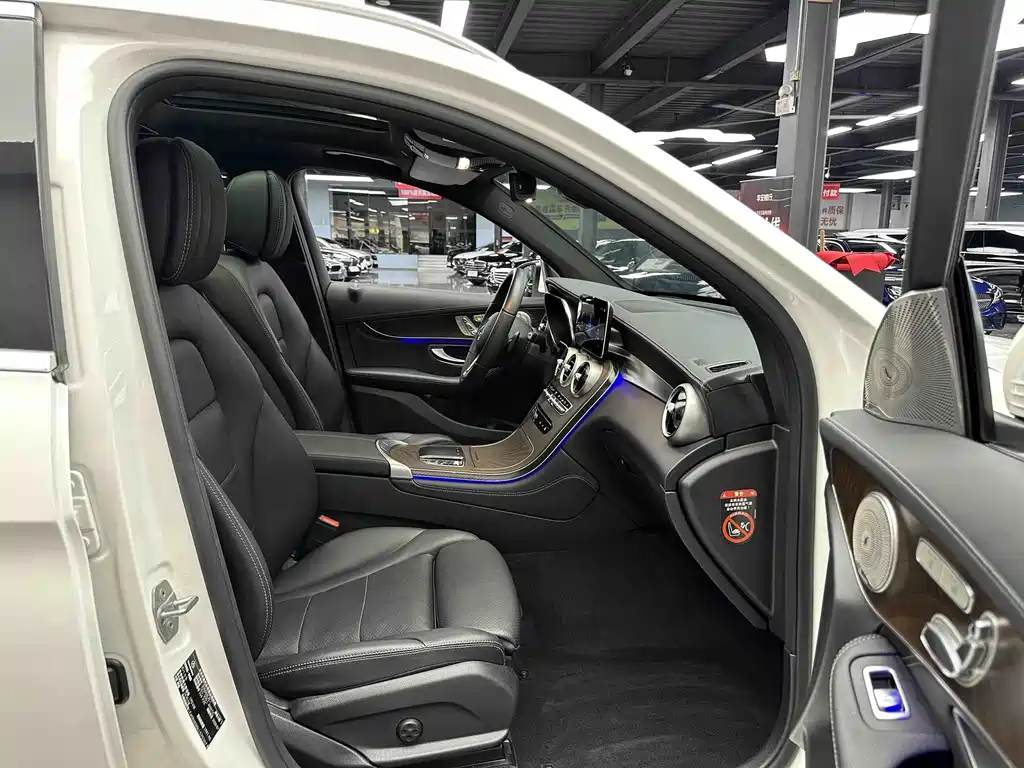 Mercedes-Benz GLC 2020 GLC 300 L 4MATIC