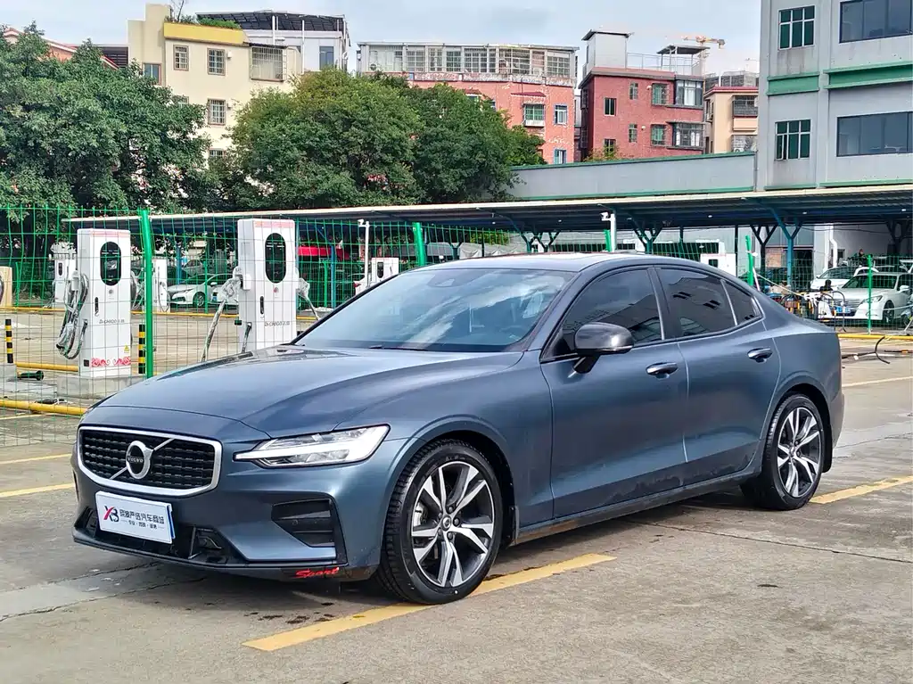 Volvo S60 2021