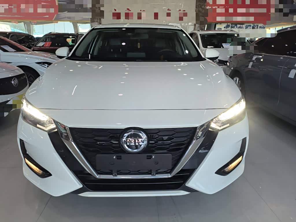 Nissan Sylphy 1.6 л 2022 г. Белый, пробег 38500 км